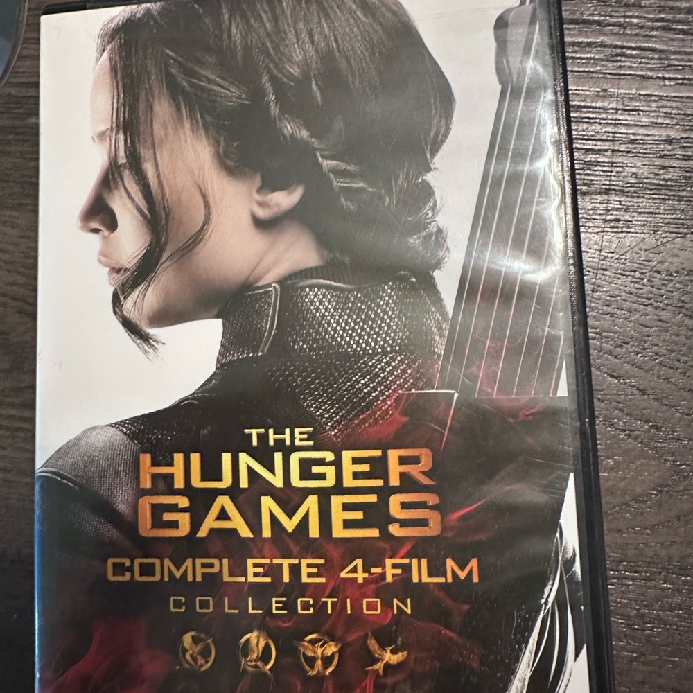The Hunger Games Complete 4-Film Collection